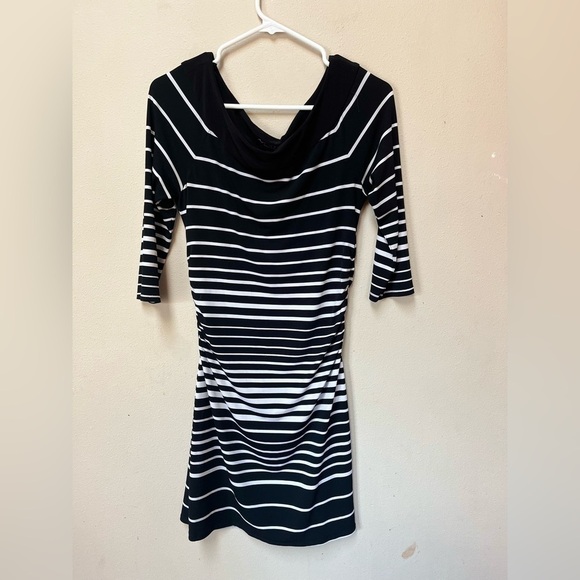White House Black Market Women’s Black White Striped Stretch Jersey Mini Dress S - Picture 3 of 12